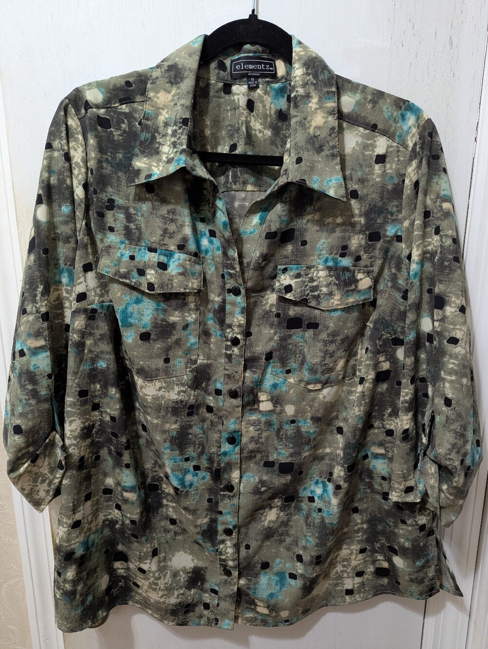 Elementz Button-Down 3/4 Sleeve  Shirt in Olive and Teal Abstract Print. Size 1x